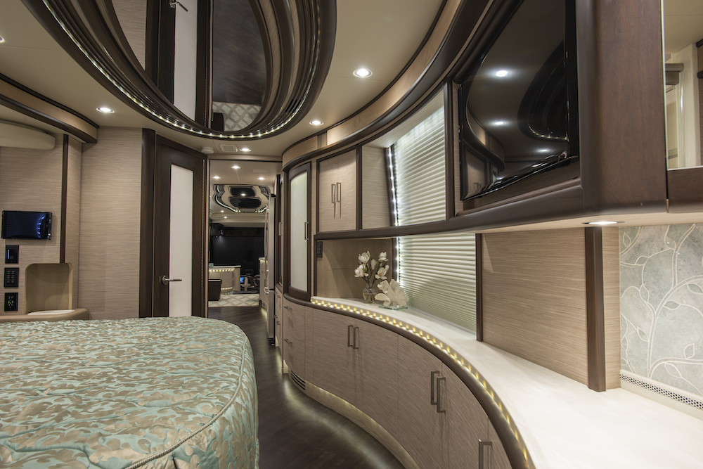 2016 Prevost Liberty H3-45 For Sale