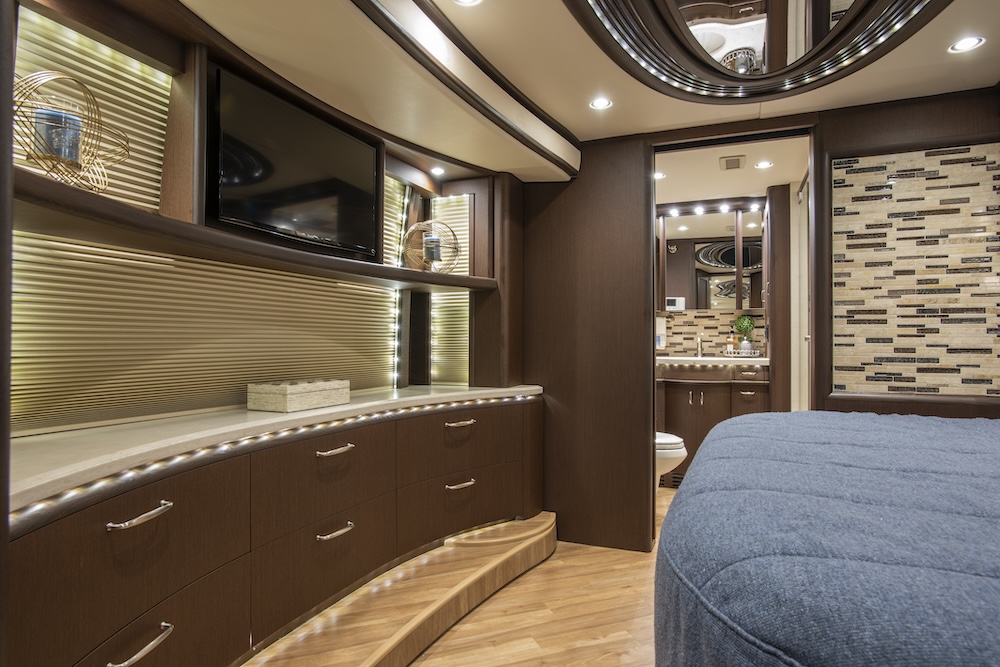 2016 Prevost Liberty H3-45 For Sale