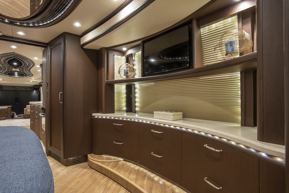 2016 Prevost Liberty H3-45 For Sale