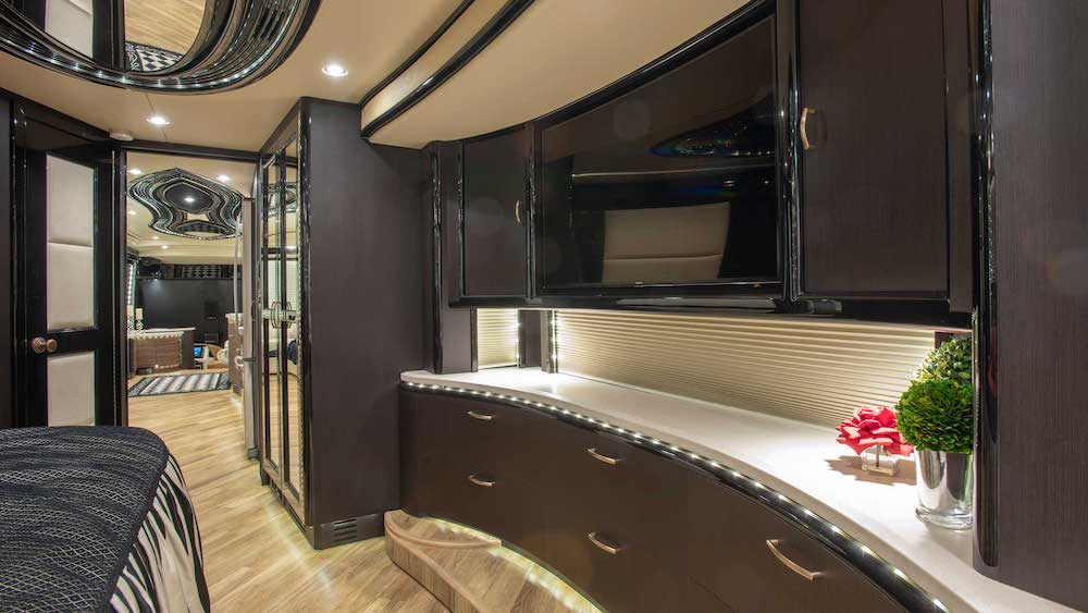 2016 Prevost Liberty H3-45 For Sale