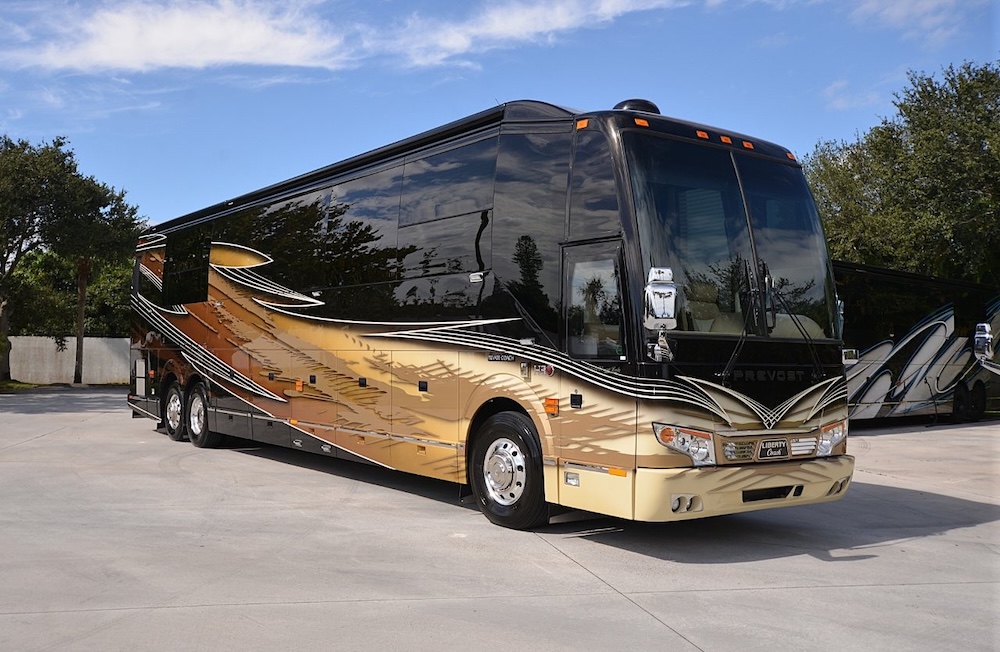 2016 Prevost Liberty H3-45 For Sale