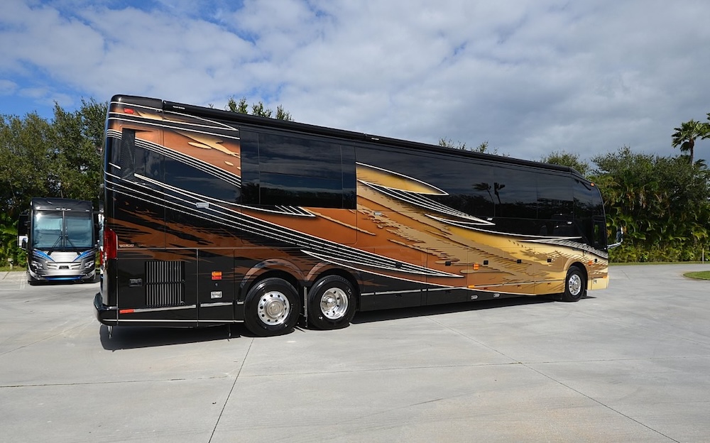 2016 Prevost Liberty H3-45 For Sale