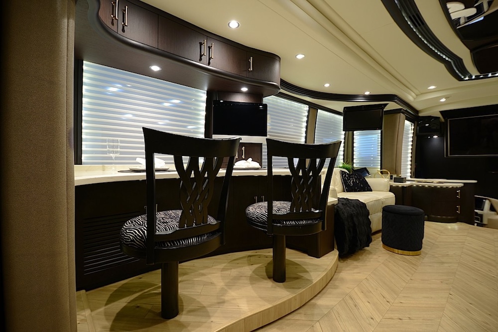 2016 Prevost Liberty H3-45 For Sale