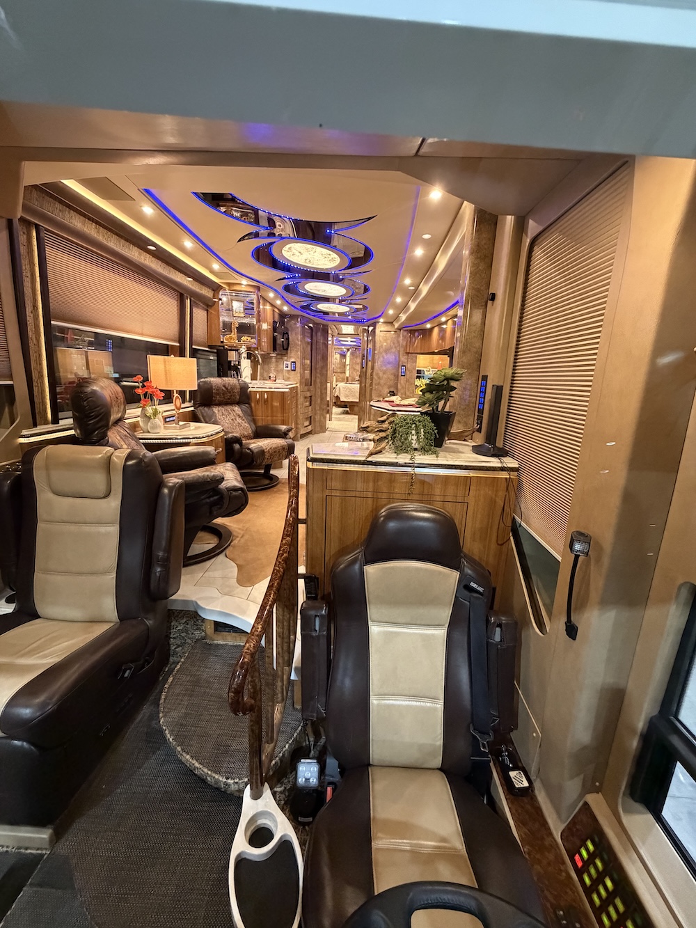 2016 Prevost Marathon H3-45 For Sale