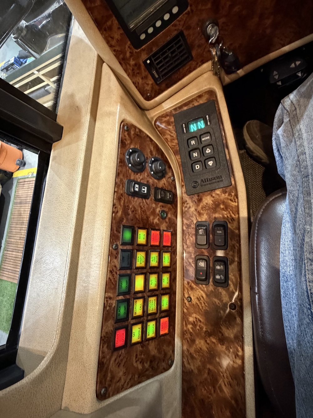 2016 Prevost Marathon H3-45 For Sale