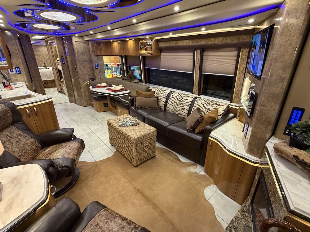 2016 Prevost Marathon H3-45 For Sale