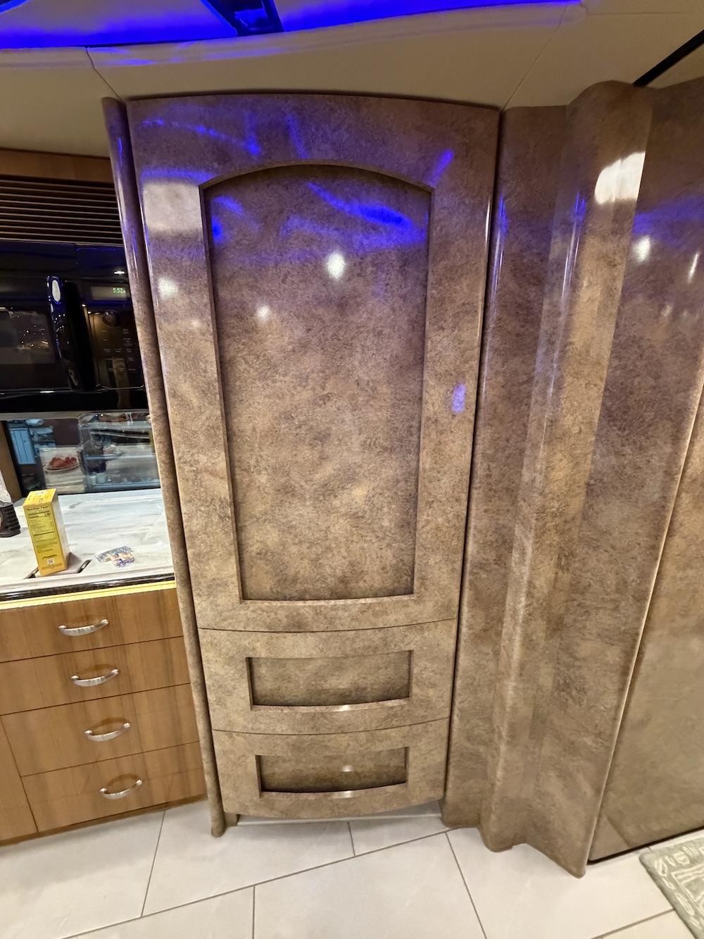 2016 Prevost Marathon H3-45 For Sale
