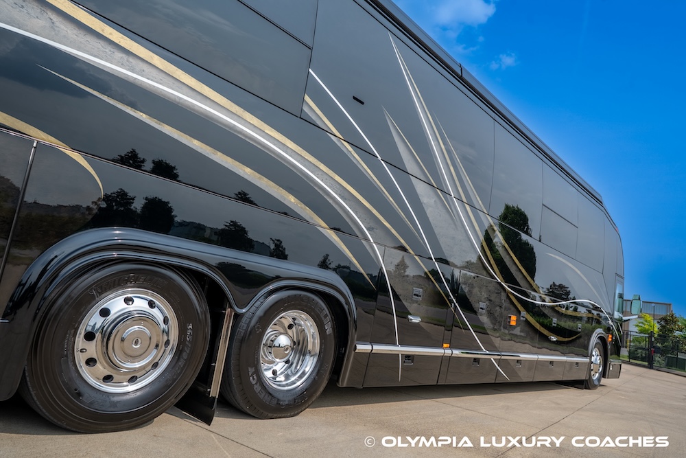 2016 Prevost Marathon H3-45 For Sale