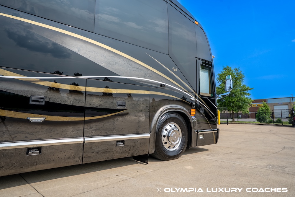 2016 Prevost Marathon H3-45 For Sale