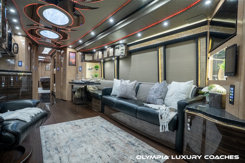 2016 Prevost Marathon H3-45 For Sale