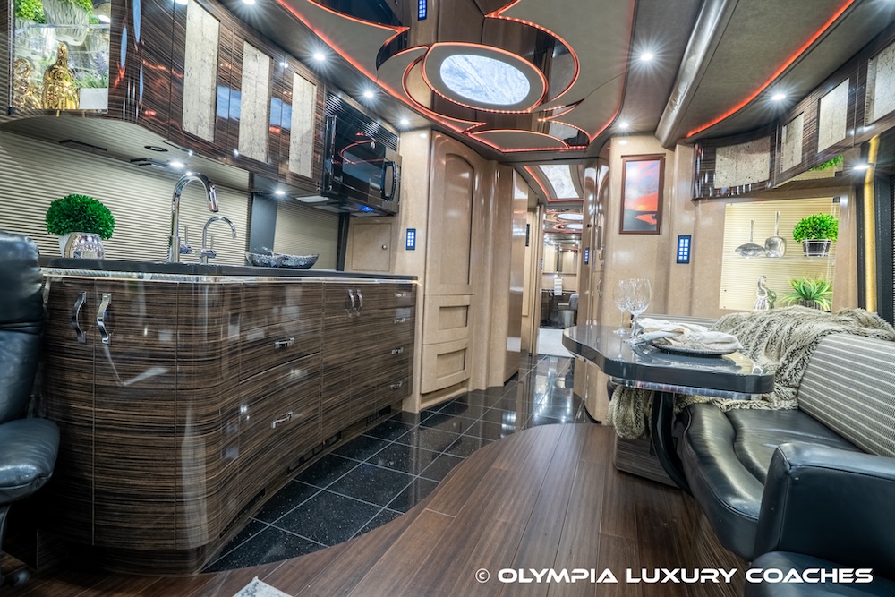 2016 Prevost Marathon H3-45 For Sale