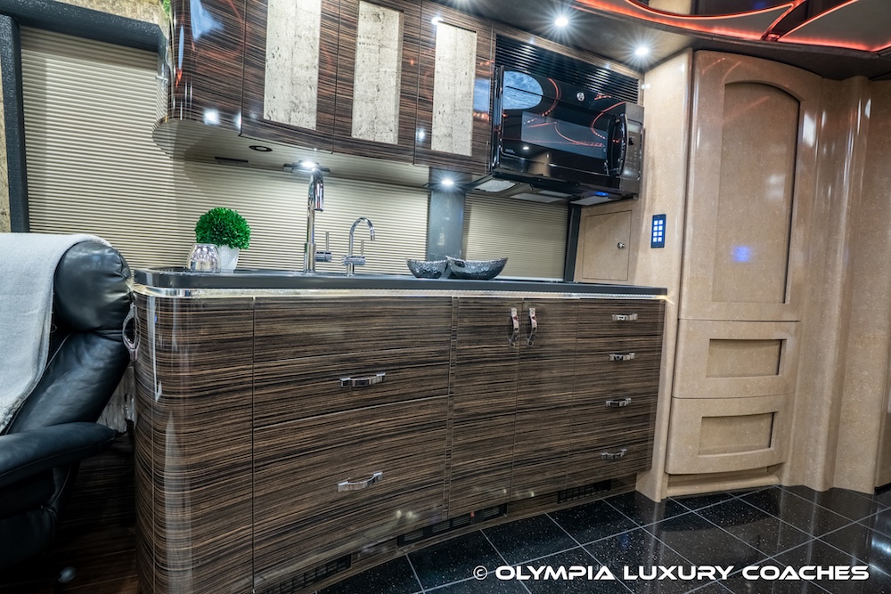 2016 Prevost Marathon H3-45 For Sale
