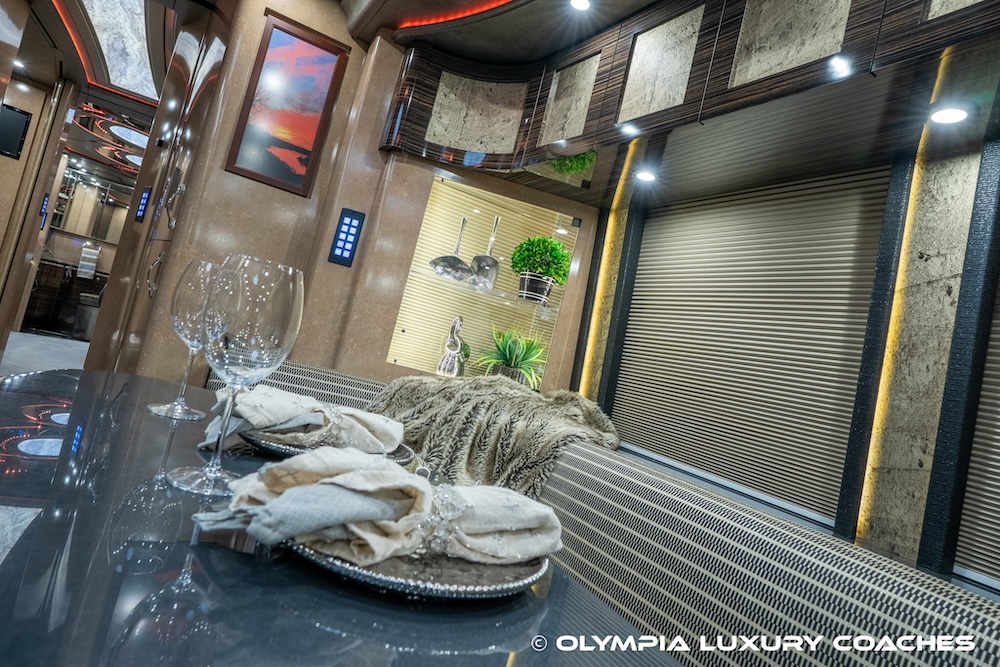 2016 Prevost Marathon H3-45 For Sale