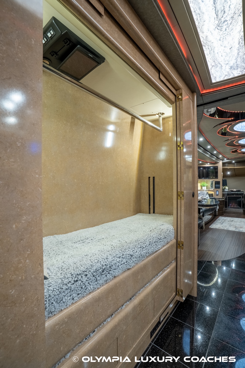 2016 Prevost Marathon H3-45 For Sale