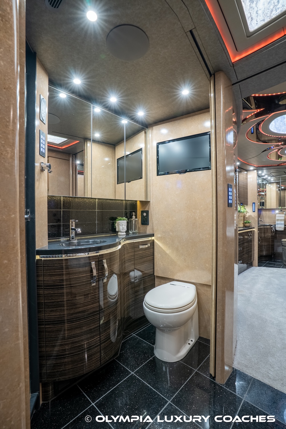 2016 Prevost Marathon H3-45 For Sale