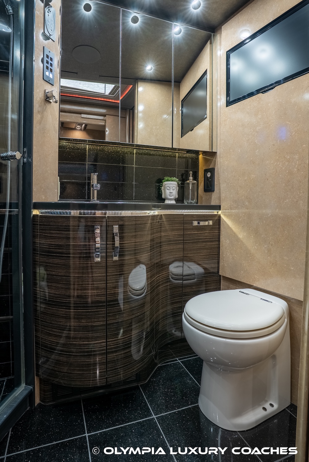 2016 Prevost Marathon H3-45 For Sale