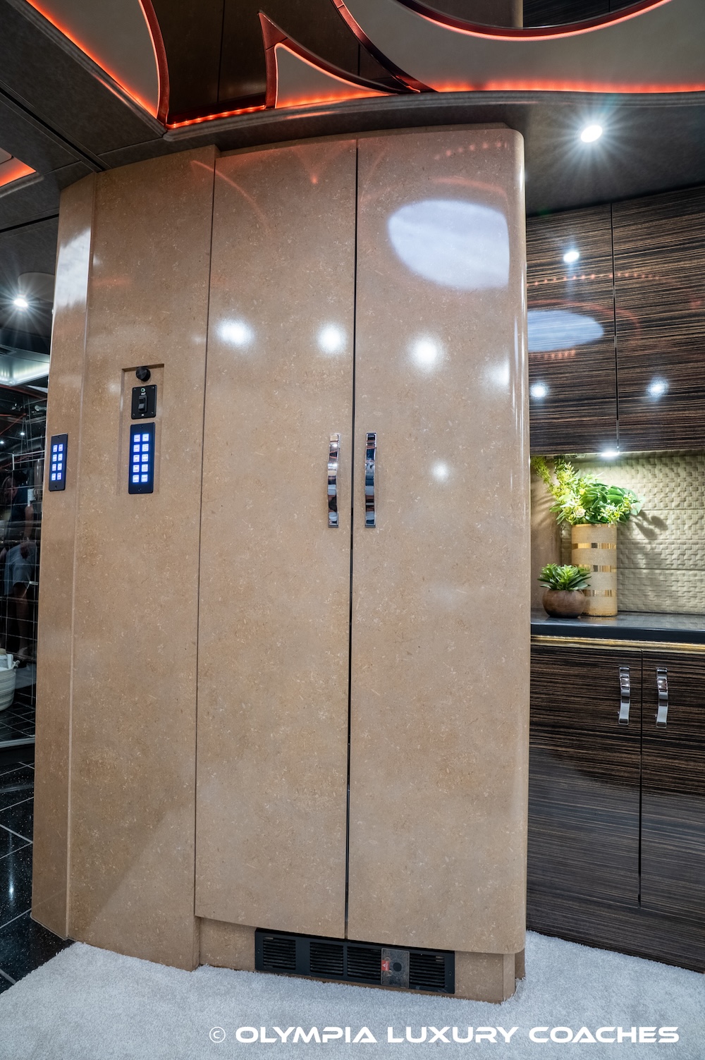 2016 Prevost Marathon H3-45 For Sale