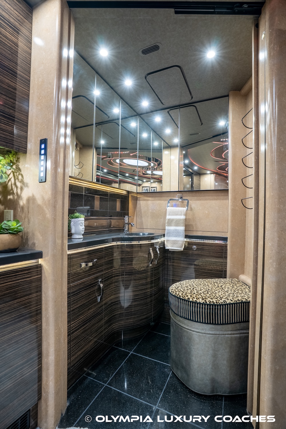 2016 Prevost Marathon H3-45 For Sale