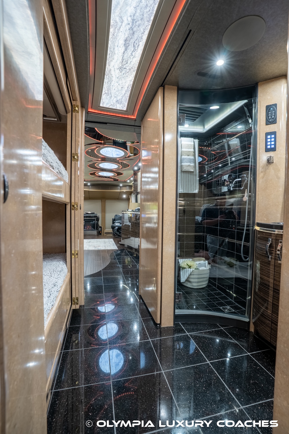 2016 Prevost Marathon H3-45 For Sale