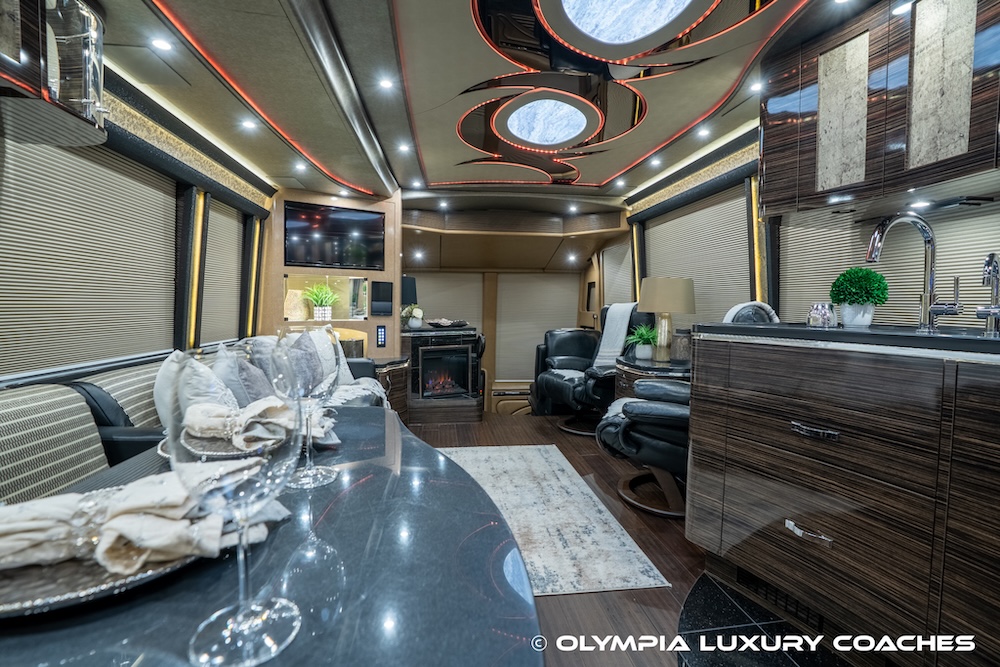 2016 Prevost Marathon H3-45 For Sale