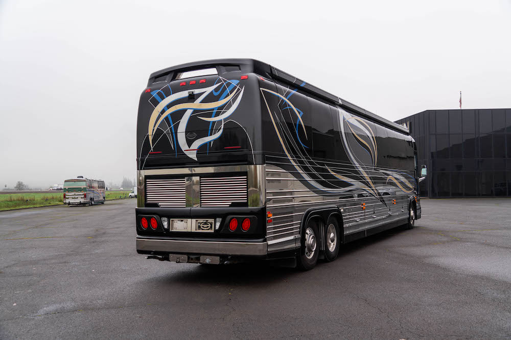 2016 Prevost Marathon X3 For Sale