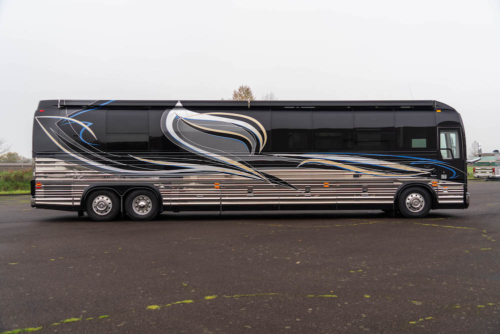 2016 Prevost Marathon X3 For Sale