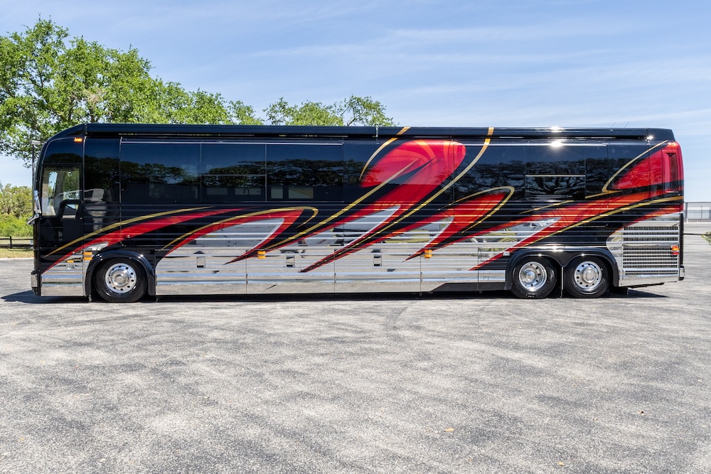 2016 Prevost Marathon X3 For Sale