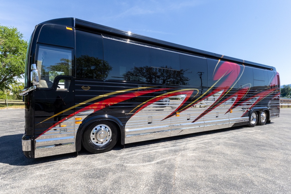 2016 Prevost Marathon X3 For Sale