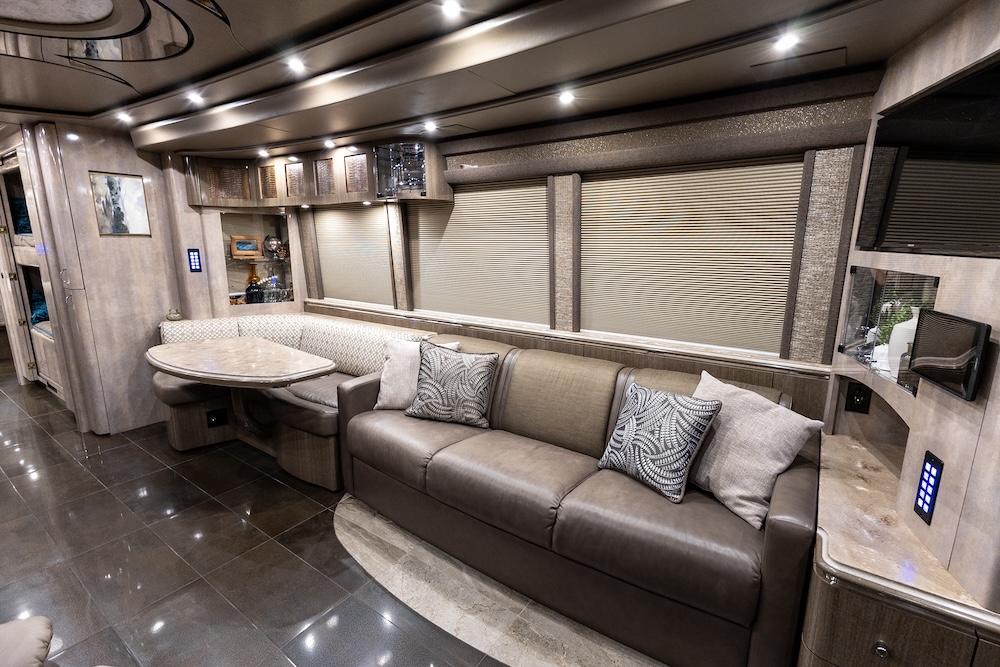2016 Prevost Marathon X3 For Sale