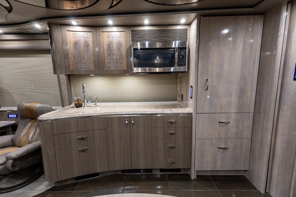2016 Prevost Marathon X3 For Sale