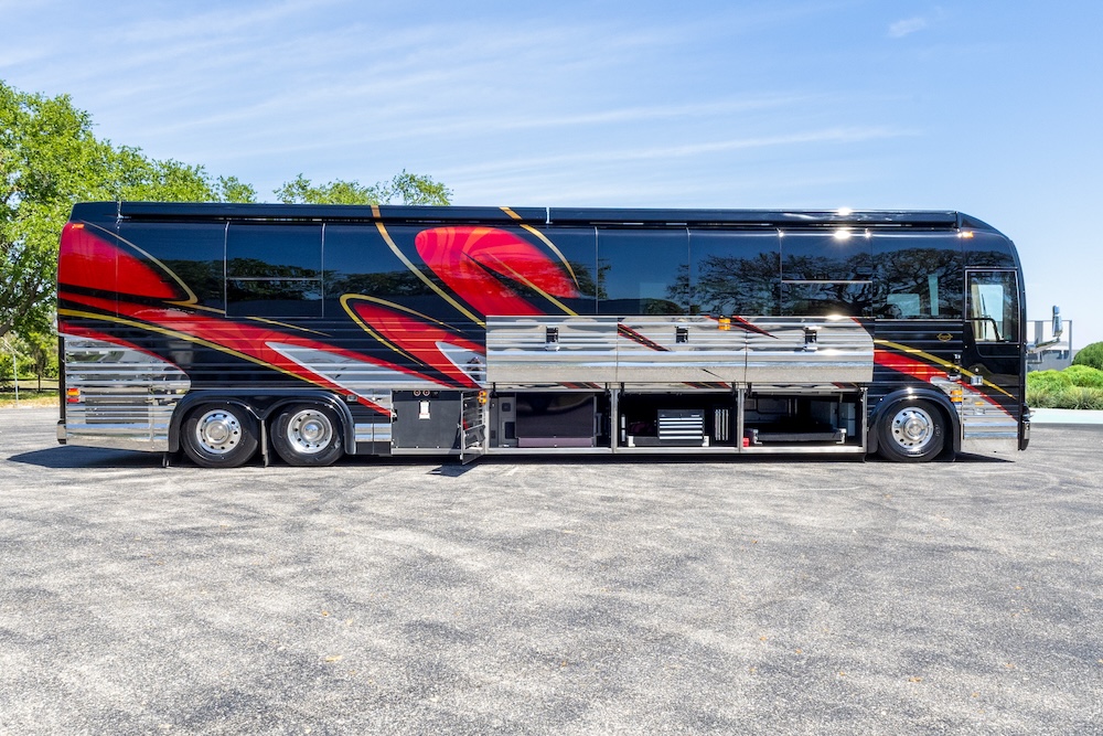 2016 Prevost Marathon X3 For Sale