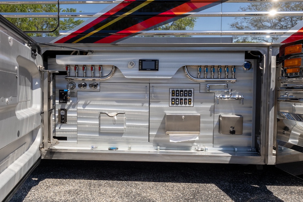 2016 Prevost Marathon X3 For Sale