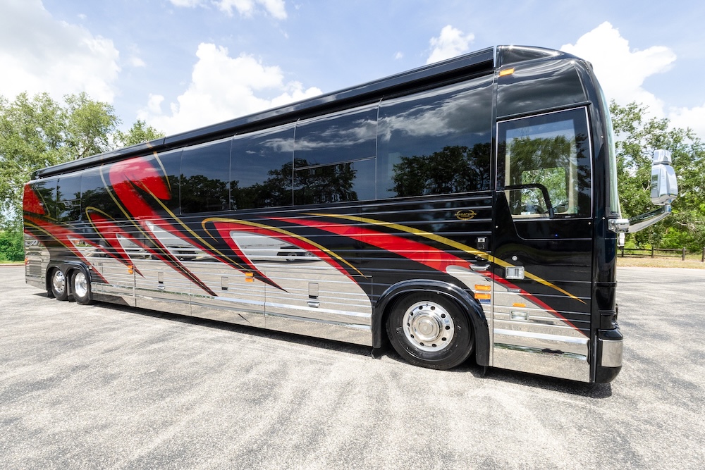 2016 Prevost Marathon X3 For Sale