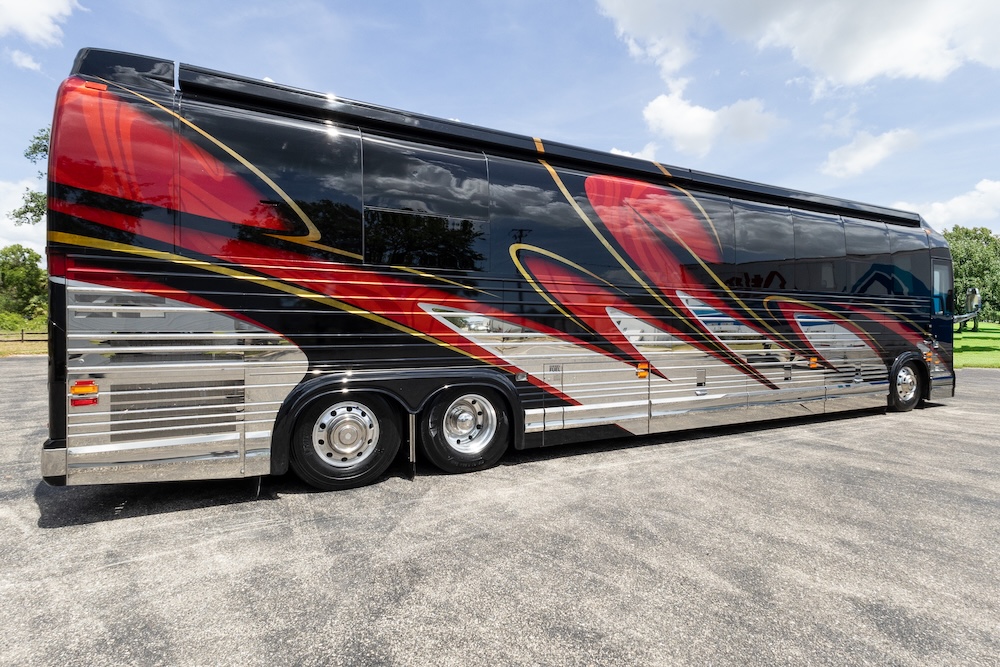 2016 Prevost Marathon X3 For Sale