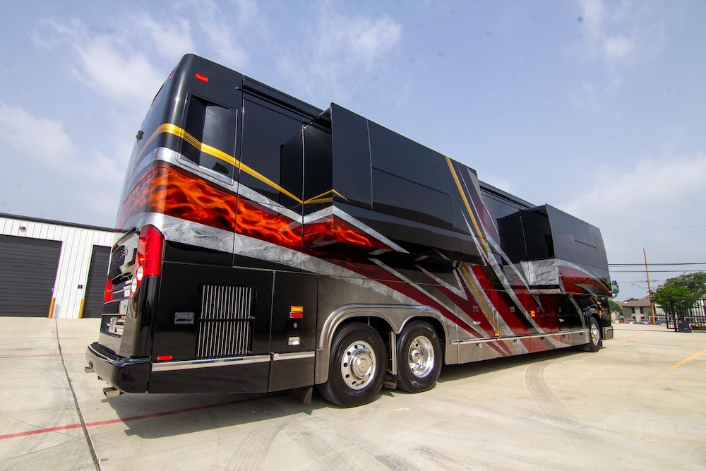 2016 Prevost Marathon H3-45 For Sale