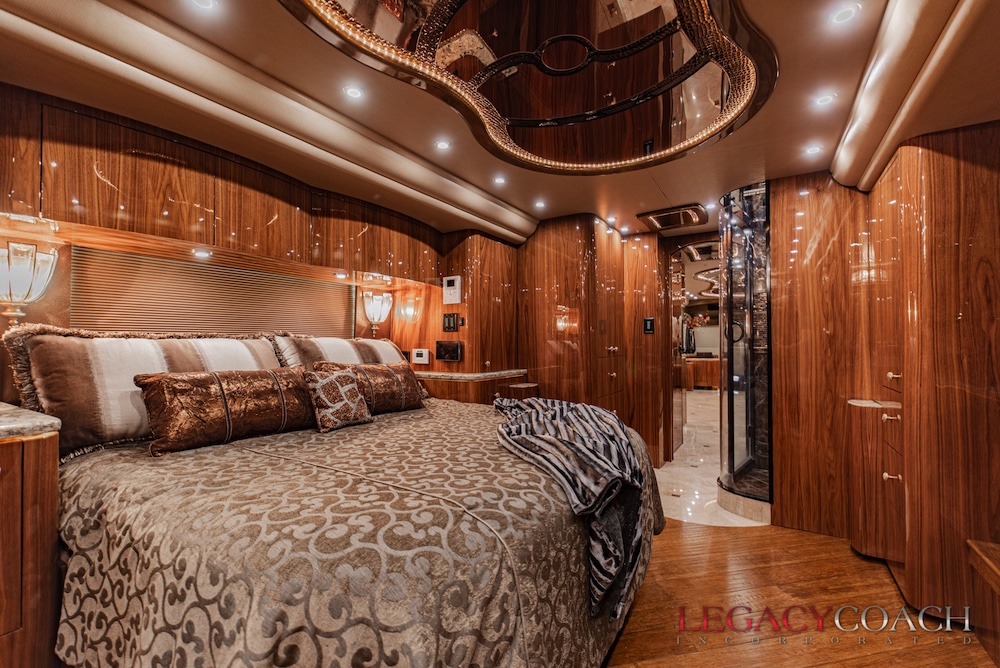 2016 Prevost Millennium H3-45 For Sale