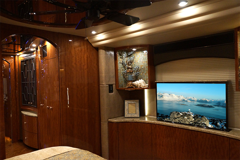 2016 Prevost Millennium H3-45 For Sale