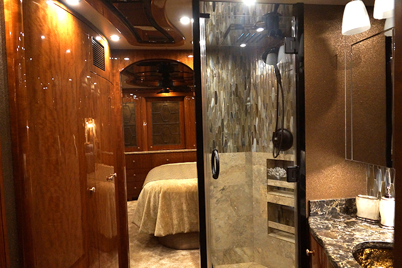 2016 Prevost Millennium H3-45 For Sale