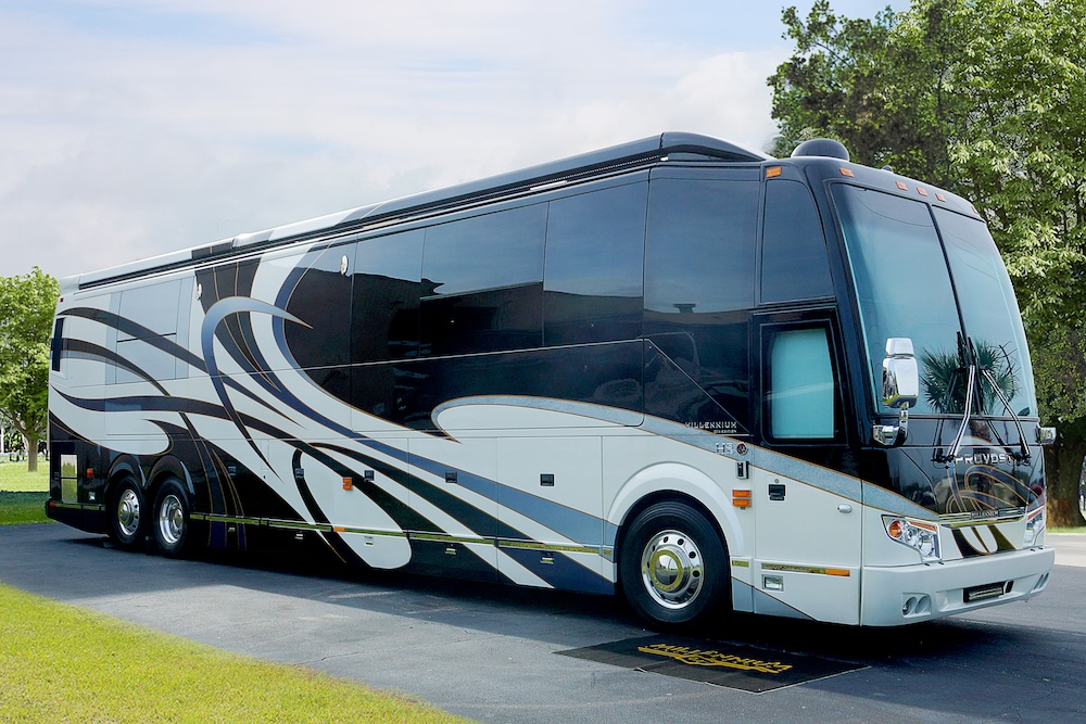 2016 Prevost Millennium H3-45 For Sale