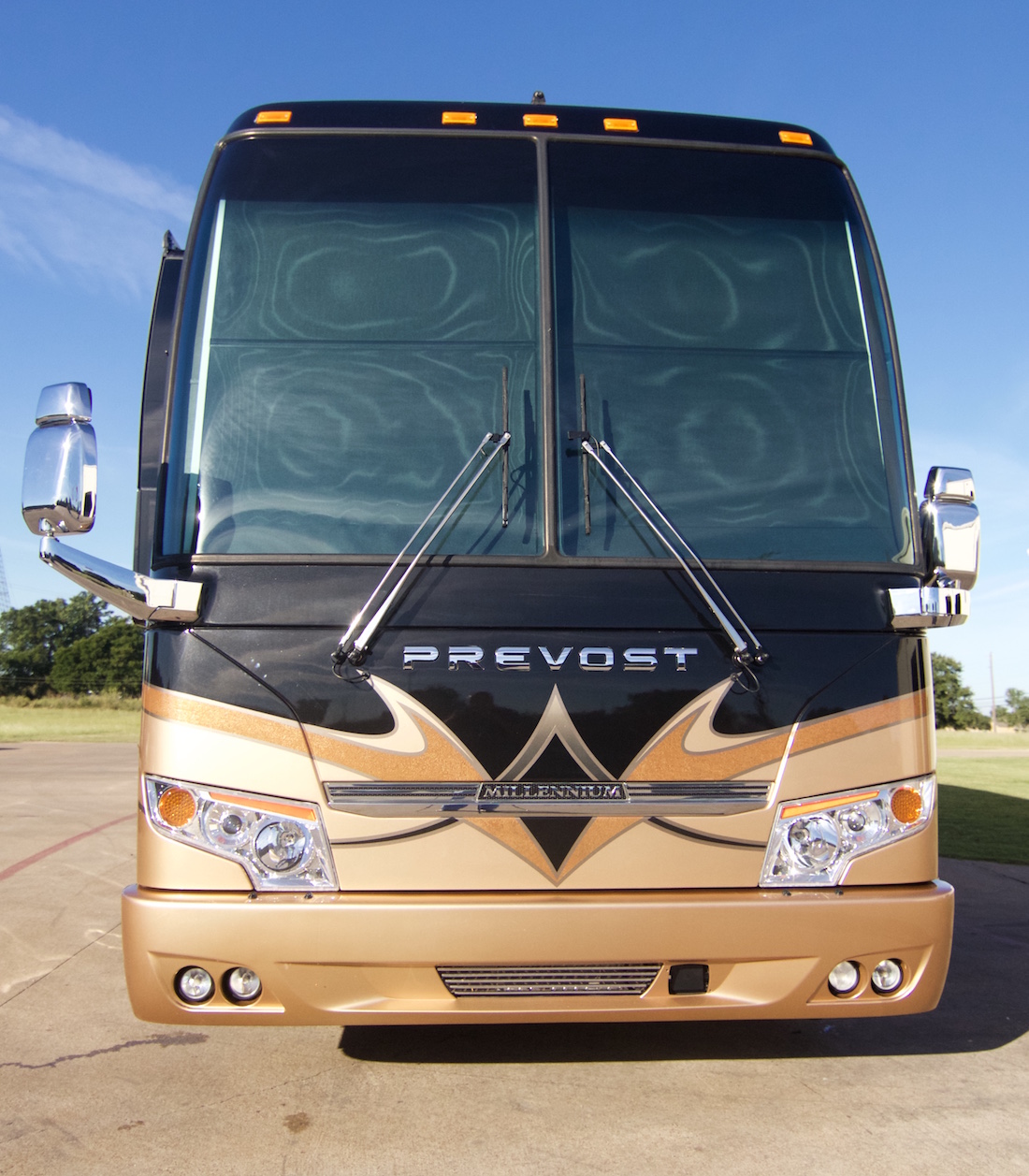 2016 Prevost Millennium H3-45 For Sale