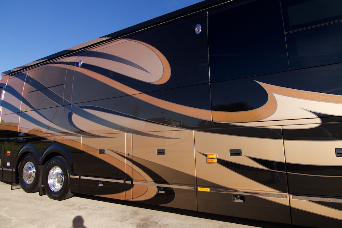 2016 Prevost Millennium H3-45 For Sale