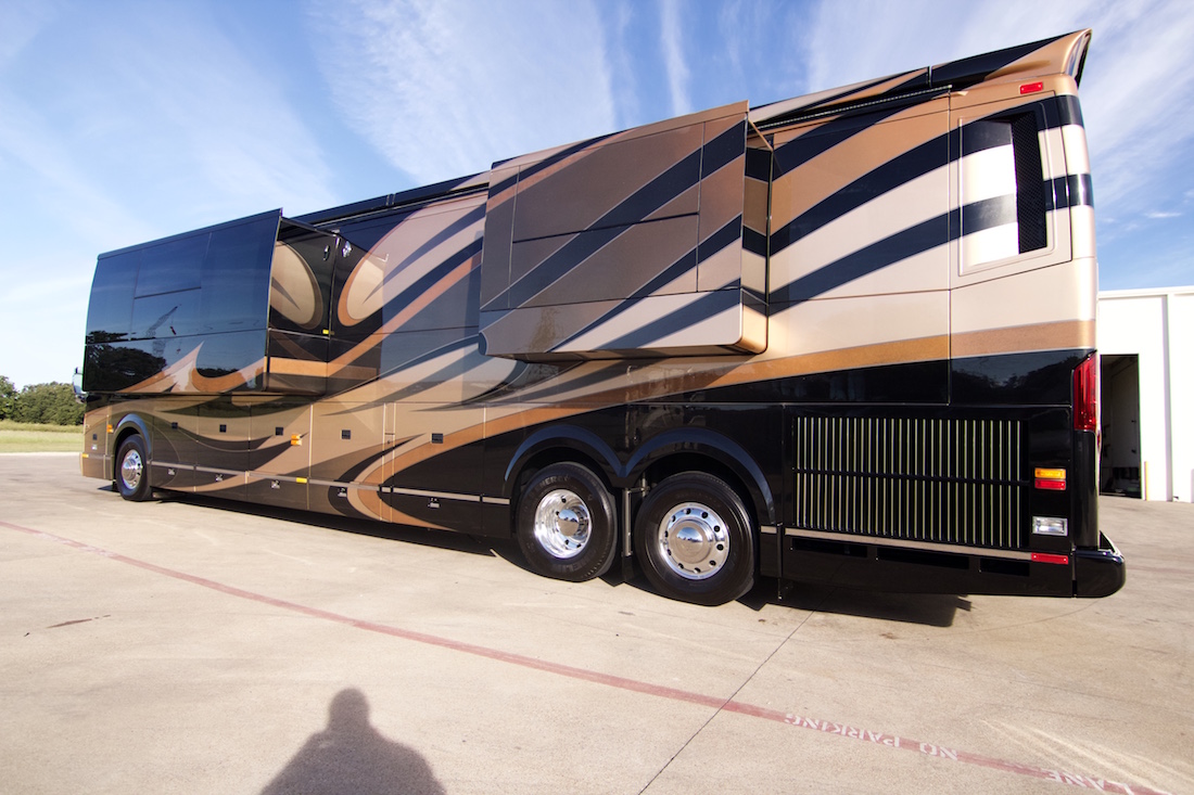 2016 Prevost Millennium H3-45 For Sale