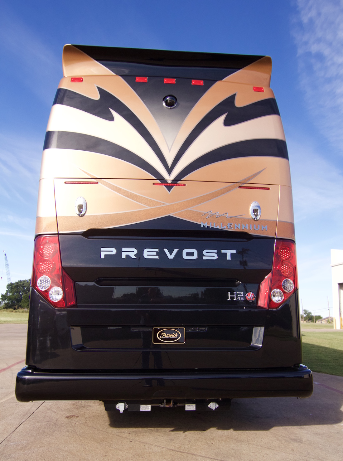 2016 Prevost Millennium H3-45 For Sale