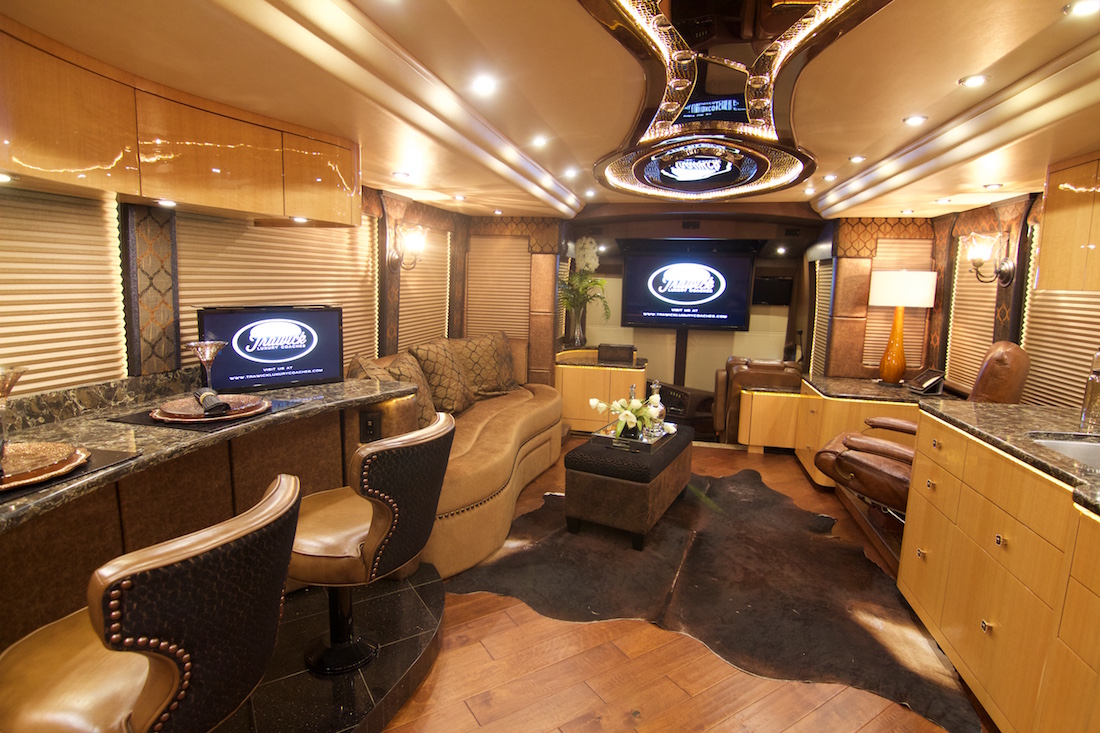 2016 Prevost Millennium H3-45 For Sale