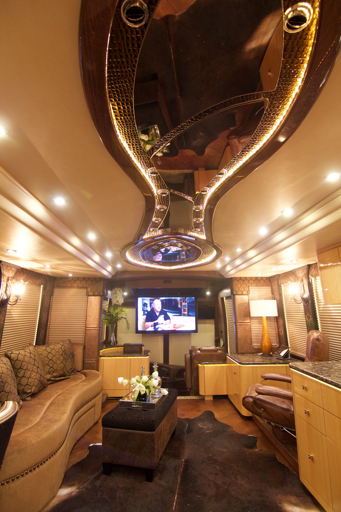 2016 Prevost Millennium H3-45 For Sale