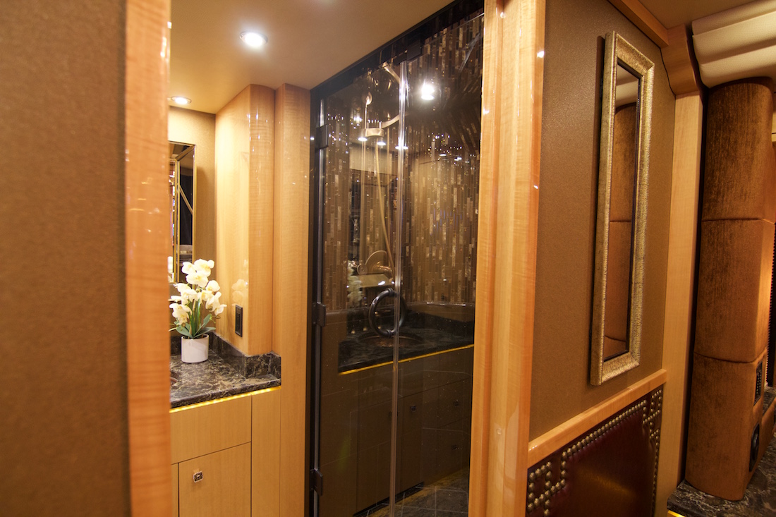 2016 Prevost Millennium H3-45 For Sale