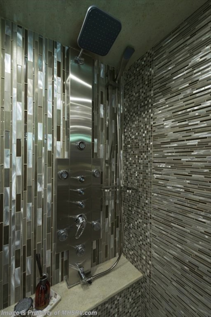 2016 Prevost Outlaw H3-45 For Sale