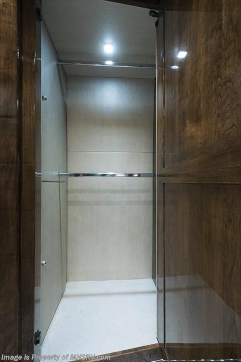 2016 Prevost Outlaw H3-45 For Sale