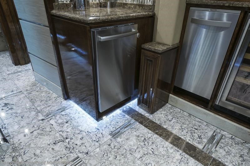 2016 Prevost Outlaw H3-45 For Sale