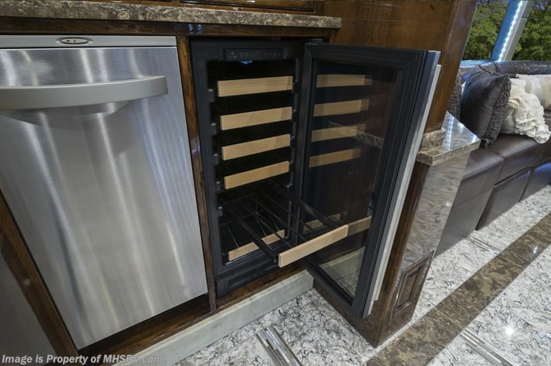 2016 Prevost Outlaw H3-45 For Sale